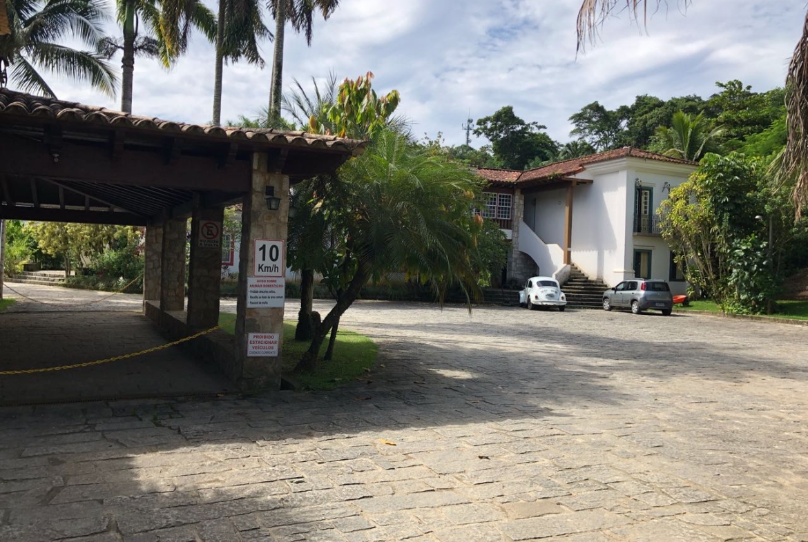 Casa 10- Casa a Venda em Paraty uma jóia no bairro Caborê