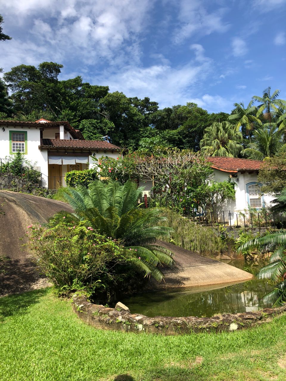 Casa 10- Casa a Venda em Paraty uma jóia no bairro Caborê