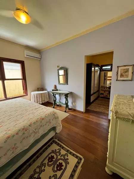 Ótima casa a venda com piscina em Paraty RJ