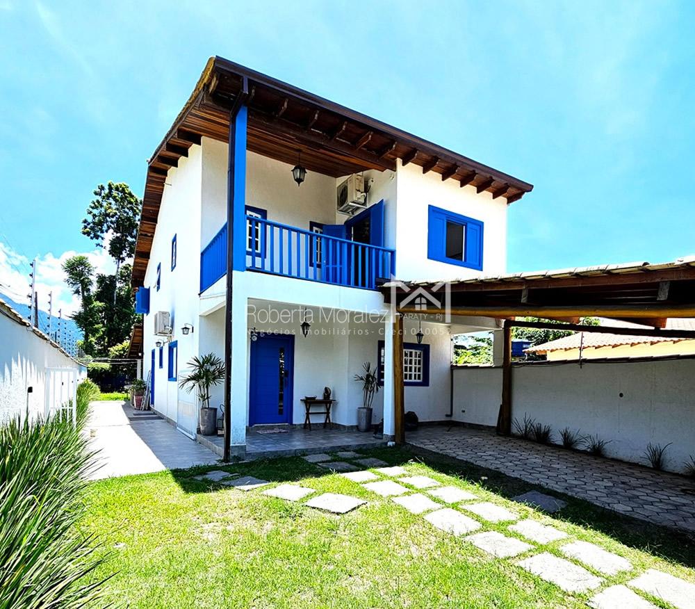 Maravilhosa casa a venda no bairro Caborê em Paraty