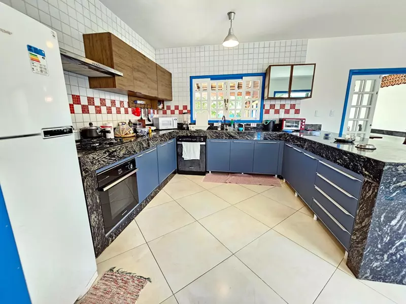 Casa 20 – Maravilhosa casa a venda no bairro Caborê em Paraty