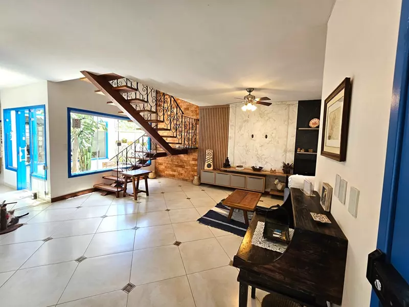 Casa 20 – Maravilhosa casa a venda no bairro Caborê em Paraty
