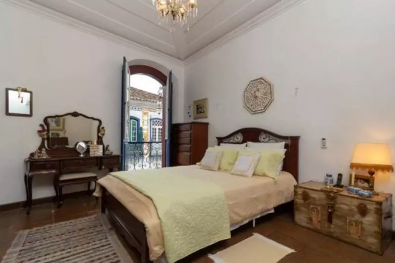 Casa 18 – Belíssimo Sobrado a venda no Centro Histórico de Paraty