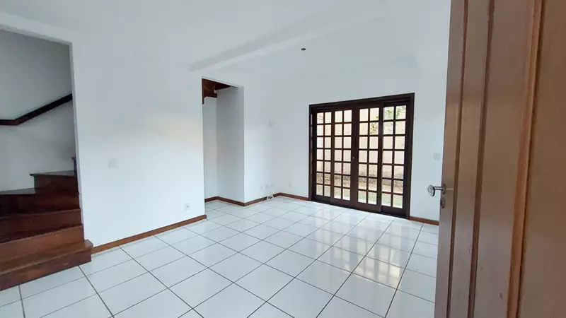 Casa a venda em bairro valorizado em Paraty RJ
