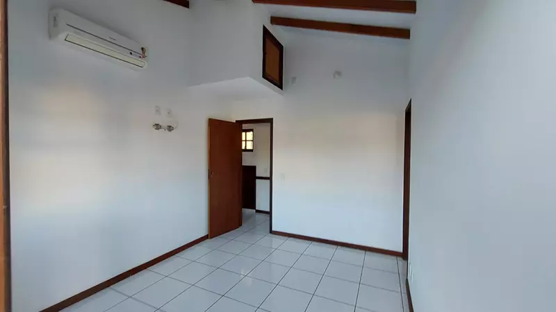 Casa a venda em bairro valorizado em Paraty RJ