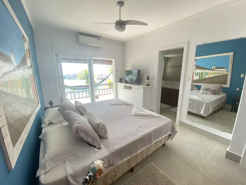 Casa 26 – Casa a venda em condomínio perto das Marinas em Paraty