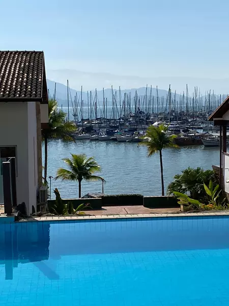 Casa 26 – Casa a venda em condomínio perto das Marinas em Paraty