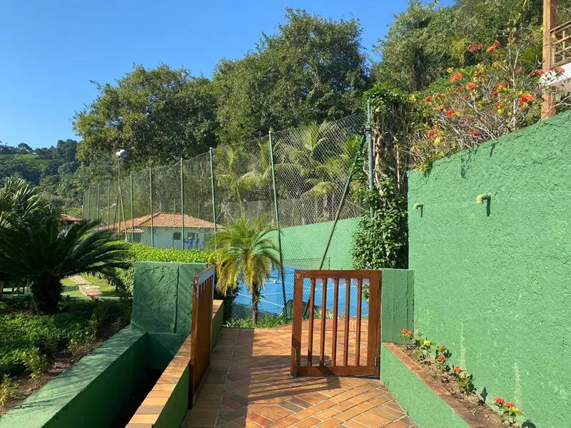 Casa 26 – Casa a venda em condomínio perto das Marinas em Paraty