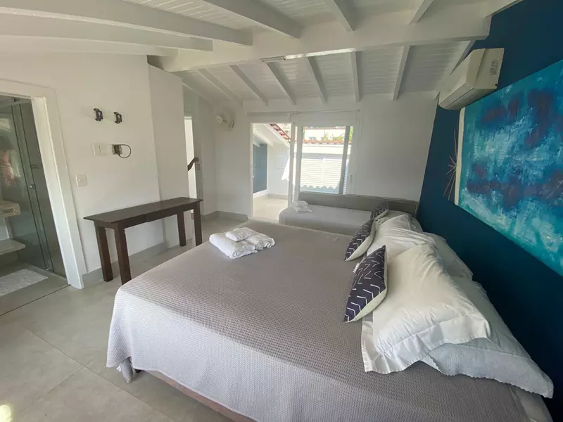 Casa 26 – Casa a venda em condomínio perto das Marinas em Paraty