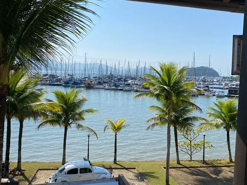 Casa 24 – Casa em condomínio a venda frente ao Mar em Paraty