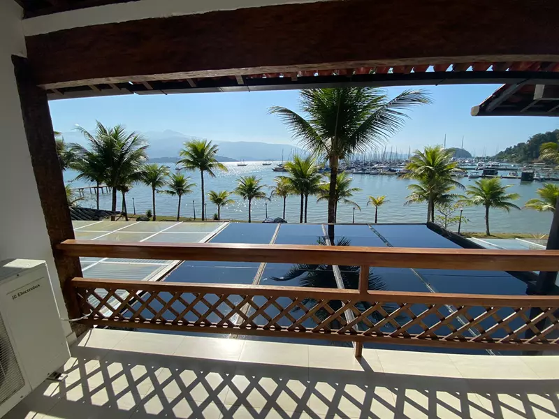 Casa 24 – Casa em condomínio a venda frente ao Mar em Paraty