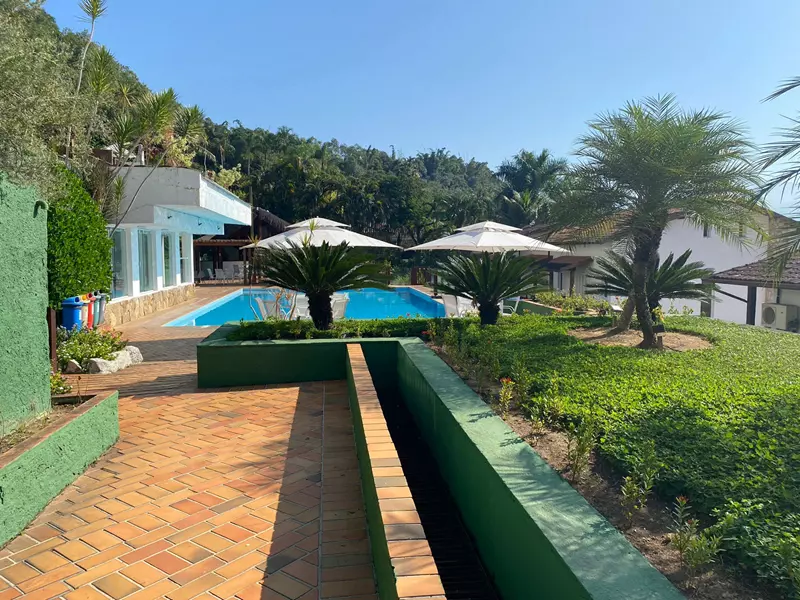 Casa 24 – Casa em condomínio a venda frente ao Mar em Paraty