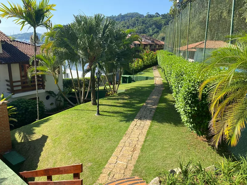 Casa 24 – Casa em condomínio a venda frente ao Mar em Paraty