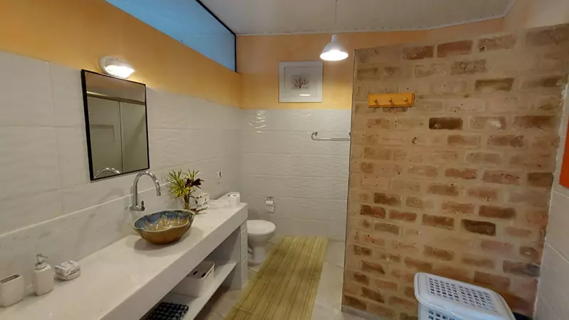 Casa 28 – Linda casa a venda no morro da Praia Grande em Paraty