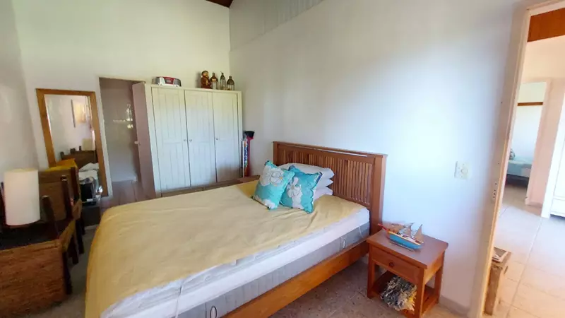 Casa 28 – Linda casa a venda no morro da Praia Grande em Paraty
