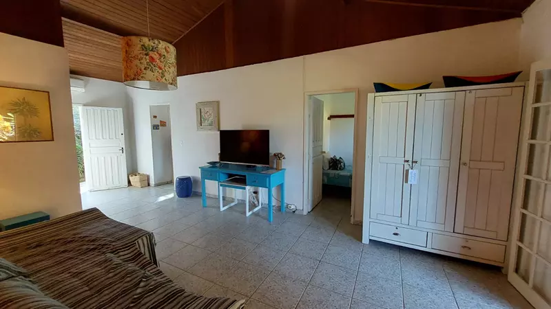 Casa 28 – Linda casa a venda no morro da Praia Grande em Paraty