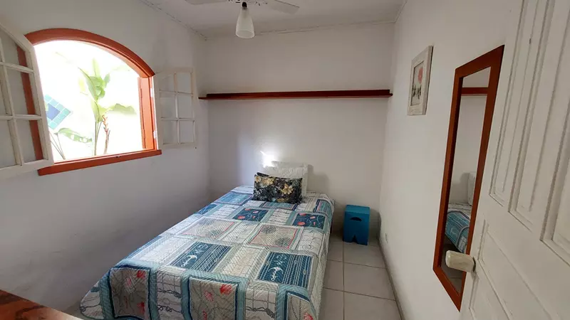 Casa 28 – Linda casa a venda no morro da Praia Grande em Paraty