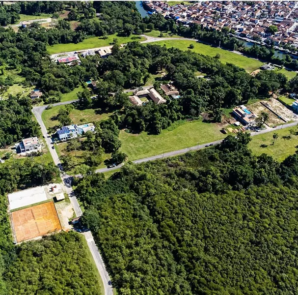 Terreno 17 – Terreno no Condomínio ao lado da Marina Porto Imperial