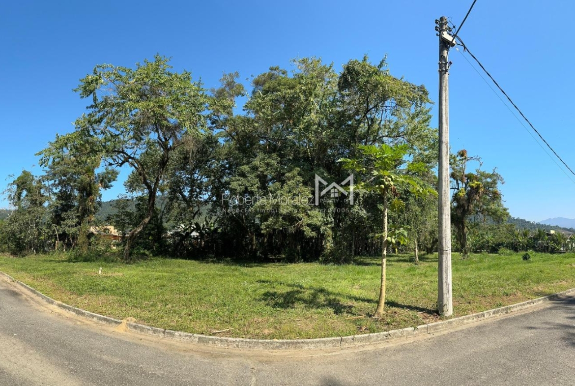 Terreno 05 – Lote diferenciado Condomínio lado Marina Porto Imperial