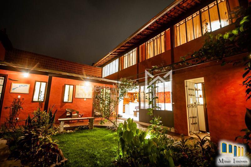 Casa 38-Bucólica casa venda em Paraty às margens do Rio Perequê-Açú