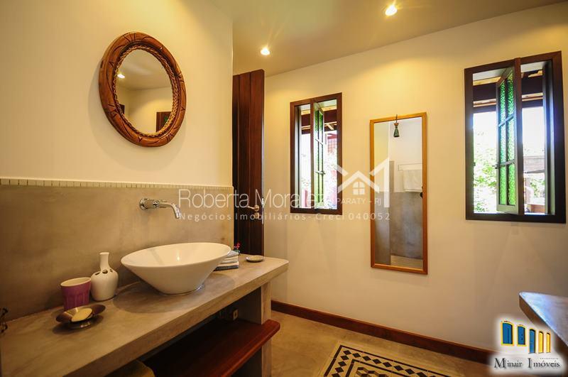 Casa 38-Bucólica casa venda em Paraty às margens do Rio Perequê-Açú