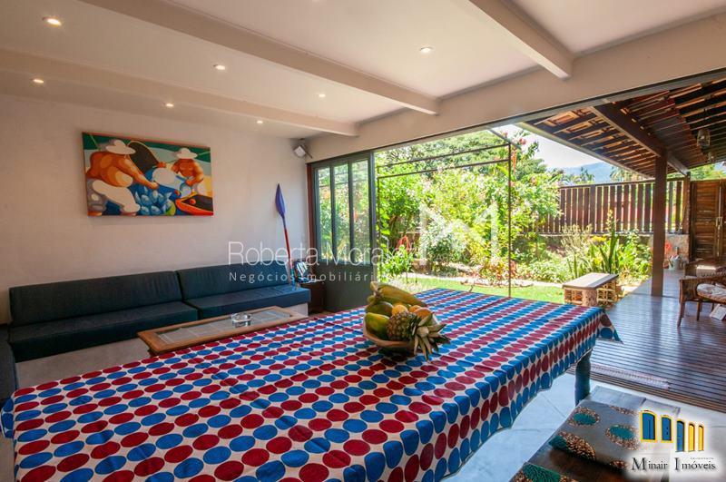 Casa 38-Bucólica casa venda em Paraty às margens do Rio Perequê-Açú
