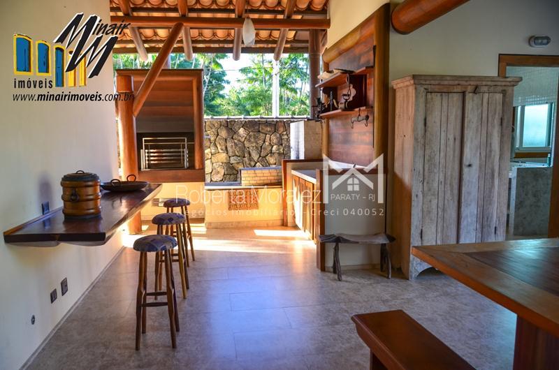 Casa 42-Belíssima casa a venda no bairro Caborê em Paraty RJ