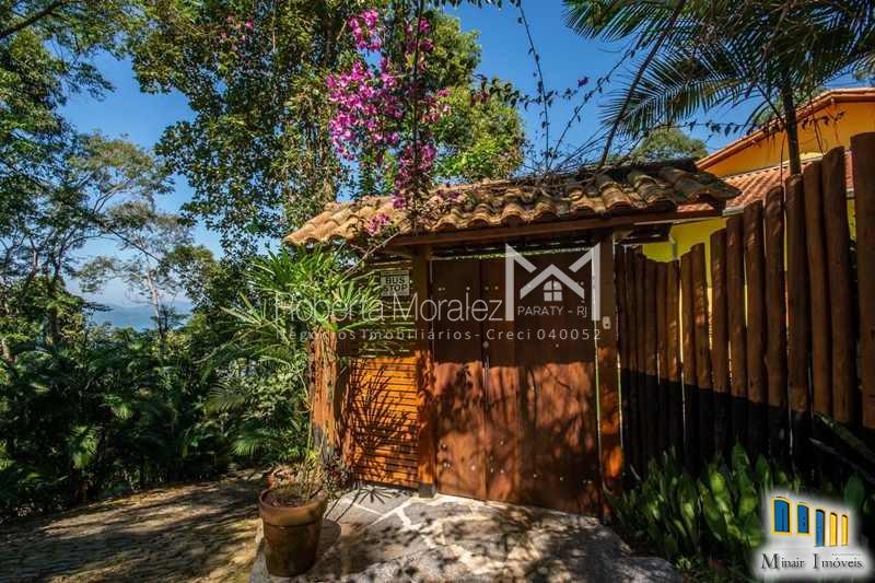 Sítio 01-Sítio a venda na localidade Praia Grande em Paraty RJ