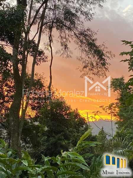Sítio 01-Sítio a venda na localidade Praia Grande em Paraty RJ