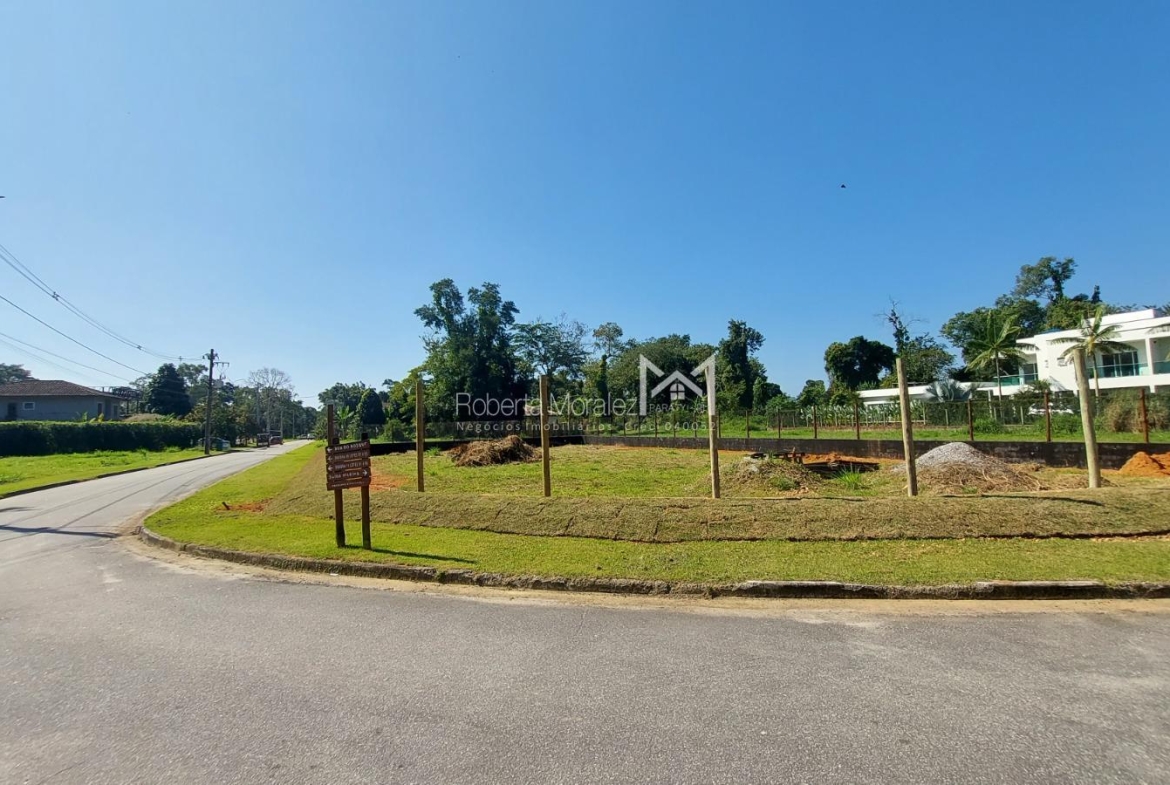 Terreno 09-Terreno a venda no Condomínio ao lado Marina Porto Imperial