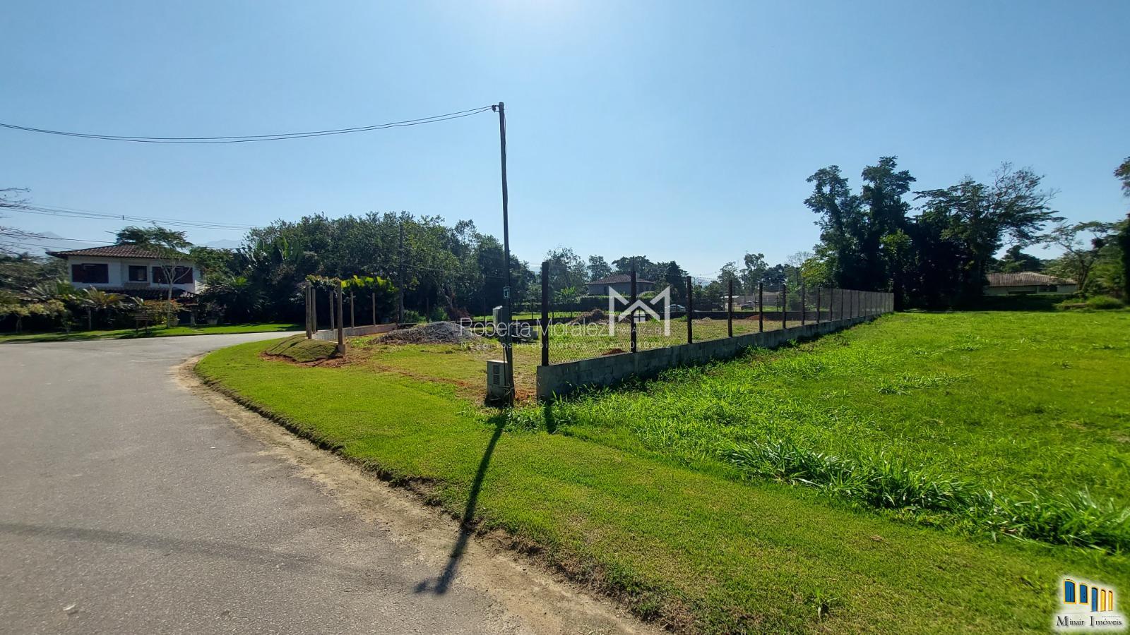 Terreno 09-Terreno a venda no Condomínio ao lado Marina Porto Imperial