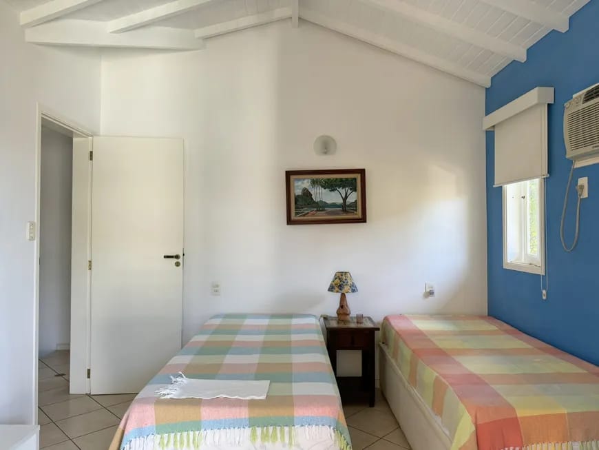 Casa 46 – Casa com piscina a venda em Paraty