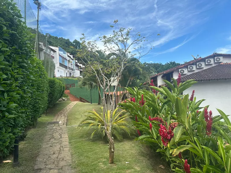 Casa 53 – Imóvel a venda em Paraty com Vista para o Mar