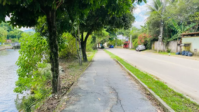 Terreno 10 – Lote a venda com acesso para duas ruas bairro Caborê