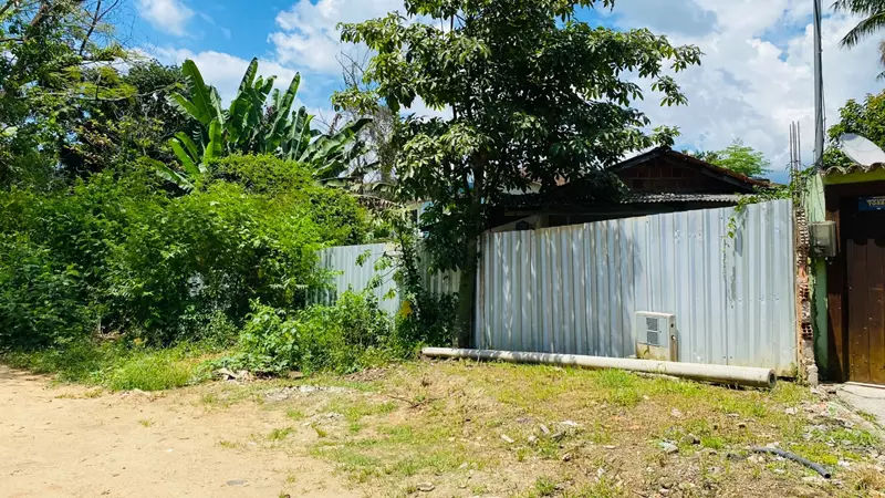 Terreno 10 – Lote a venda com acesso para duas ruas bairro Caborê