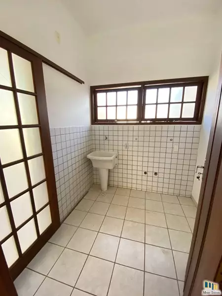 Casa 52 – Maravilhosa casa a venda no bairro Caborê em Paraty