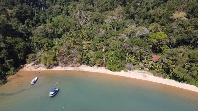 Terreno 15 – Terreno em área costeira a venda em Paraty
