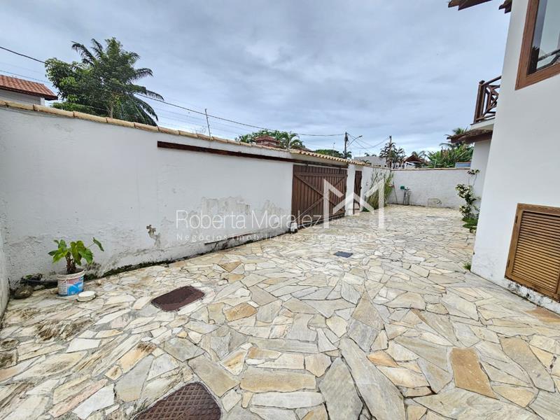 Casa 63 – Casa com 5 suítes e piscina a 700m do Centro Histórico