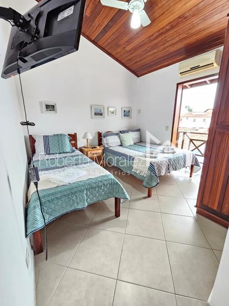 Casa 63 – Casa com 5 suítes e piscina a 700m do Centro Histórico