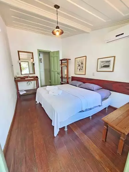 Casa 71 – Casa no Centro Histórico a venda em Paraty