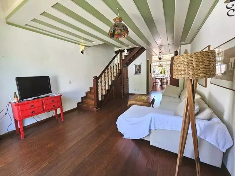 Casa 71 – Casa no Centro Histórico a venda em Paraty