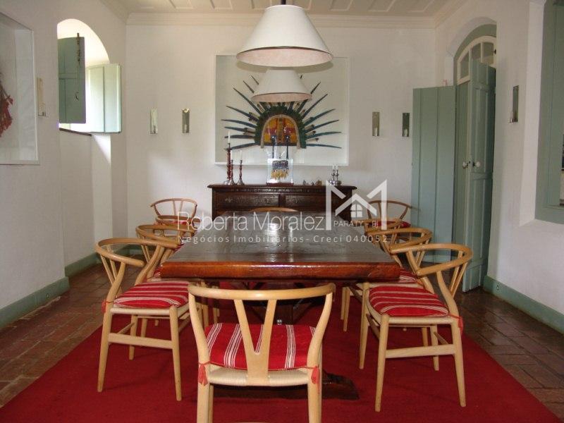 Casa 67 – Casa com 05 suítes a venda no Centro Histórico de Paraty