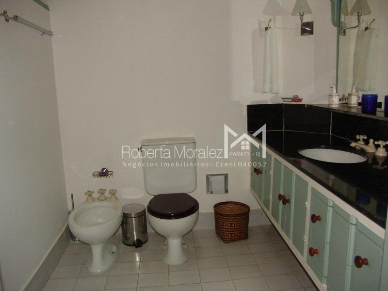 Casa 67 – Casa com 05 suítes a venda no Centro Histórico de Paraty
