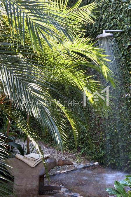 Casa 67 – Casa com 05 suítes a venda no Centro Histórico de Paraty