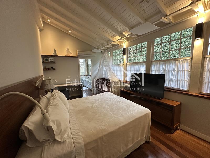 Casa 66 – Espetacular casa a venda no Centro Histórico de Paraty