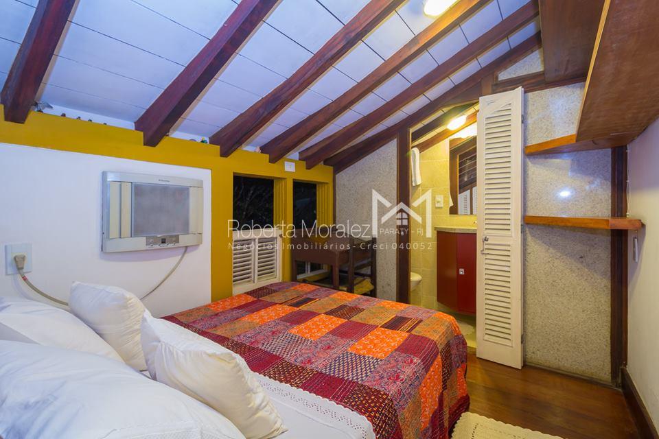 Casa 65- Casa com 3 suítes e localização privilegiada no Centro Histórico