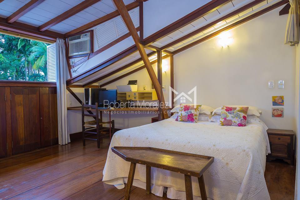Casa 65- Casa com 3 suítes e localização privilegiada no Centro Histórico