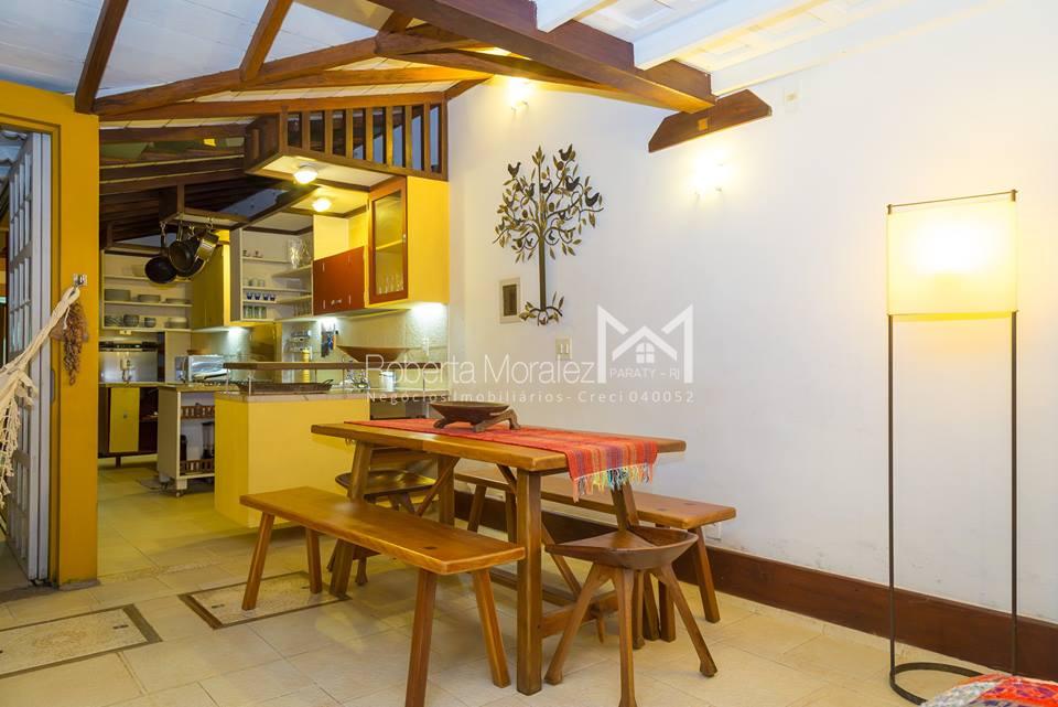 Casa 65- Casa com 3 suítes e localização privilegiada no Centro Histórico