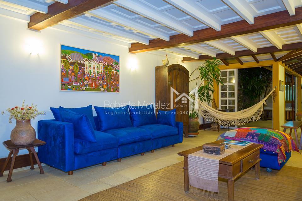 Casa 65- Casa com 3 suítes e localização privilegiada no Centro Histórico