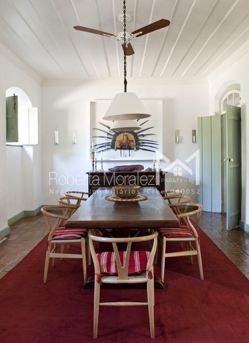 Casa 67 – Casa com 05 suítes a venda no Centro Histórico de Paraty